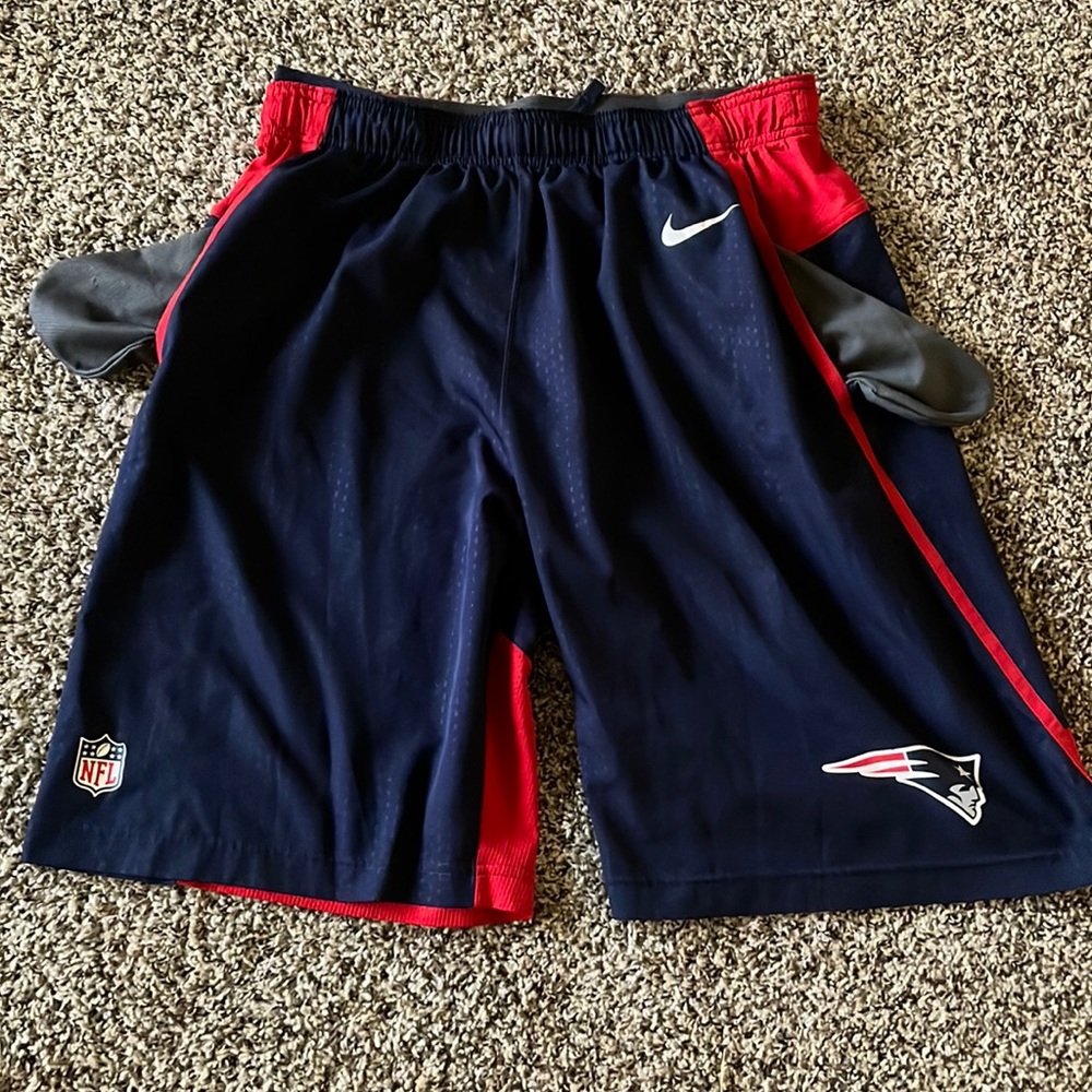 Nike NFL Patriot Shorts